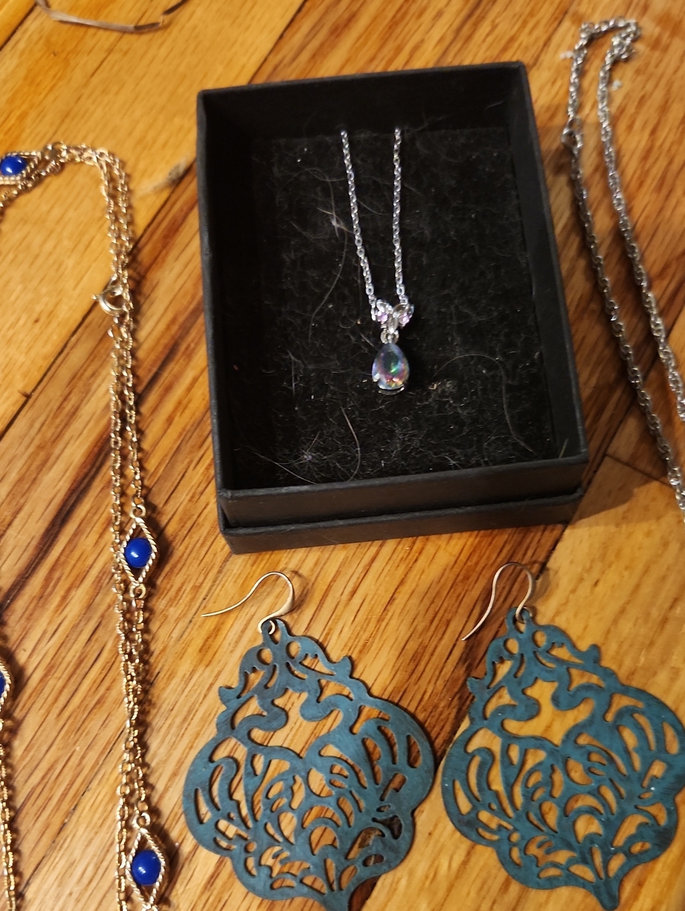 Jewelry Bundle - Picture 4 of 7